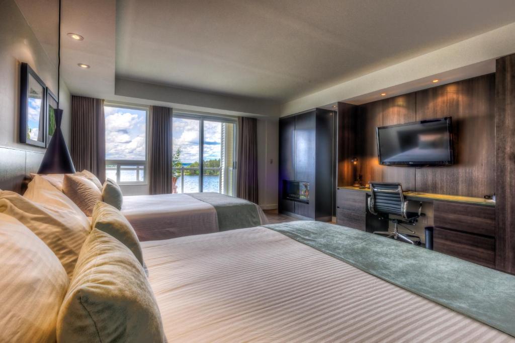 Hotel Taboo Muskoka Gravenhurst Exterior foto